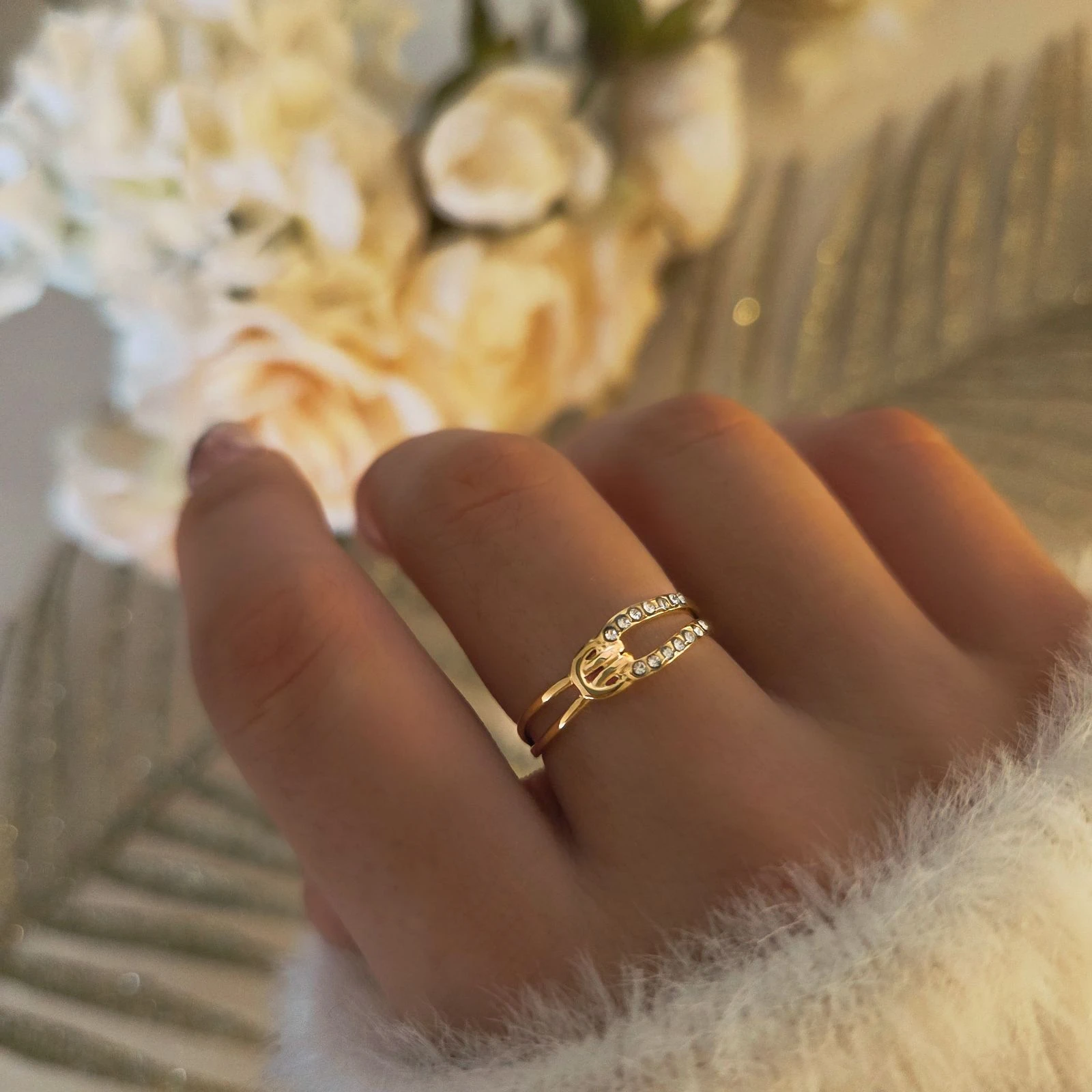 Bague ajustable dorée en acier inoxydable motif scarabée avec zircons